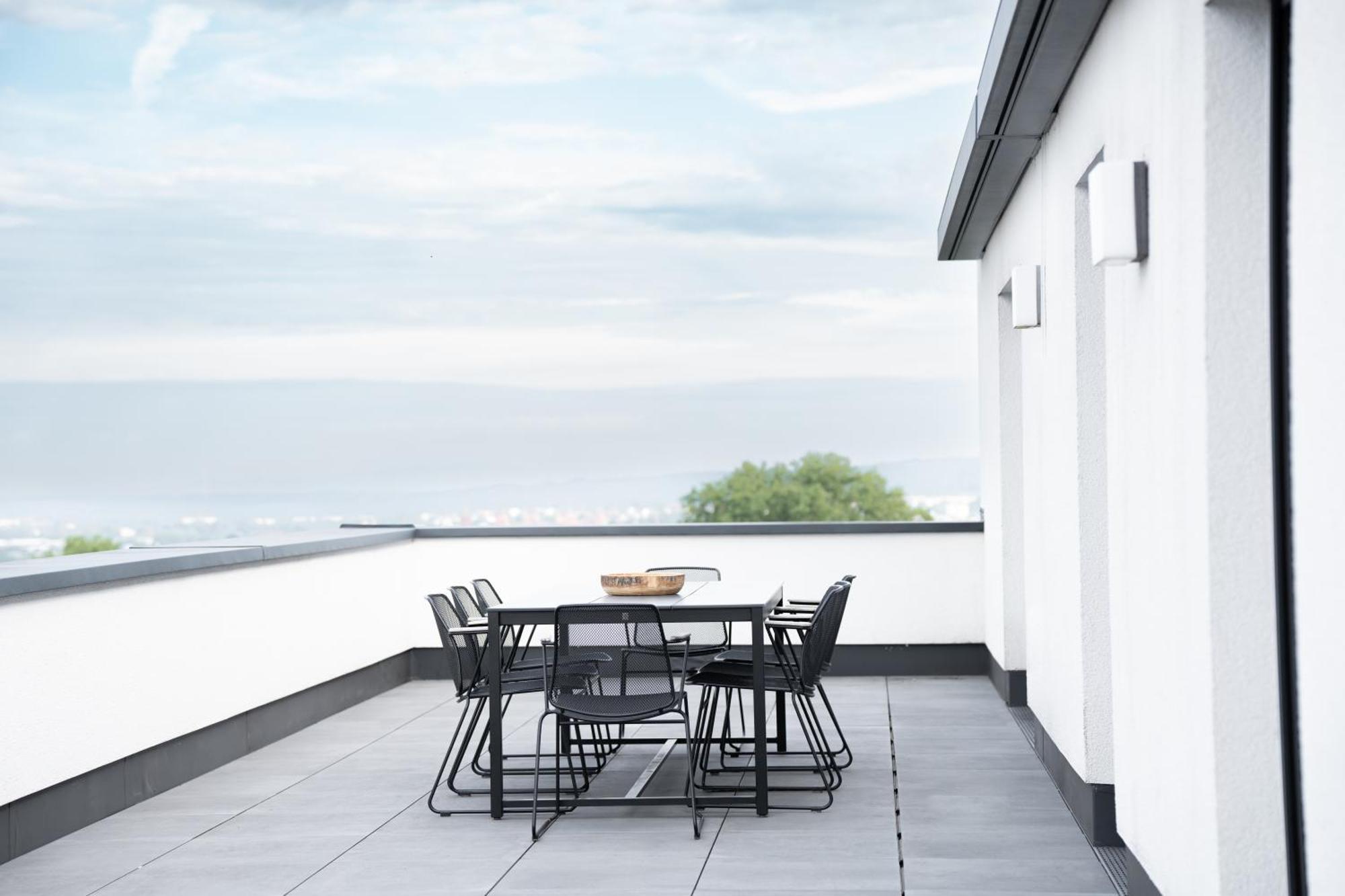 Prime Park Penthouse Apartment